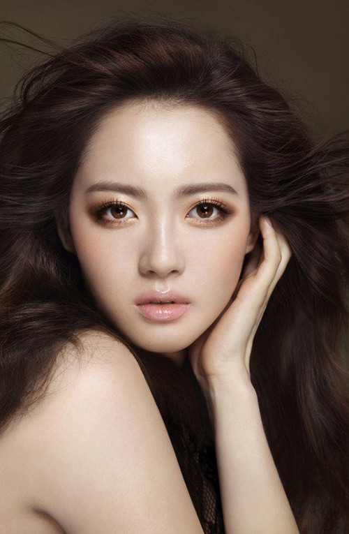 Cắt da dư mí mắt
