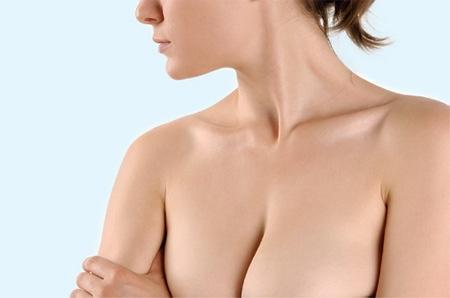 Nâng ngực bác sĩ Dương