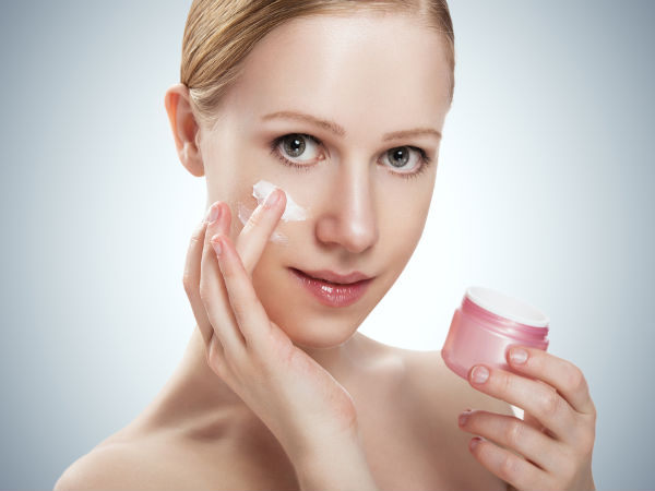 Bí quyết trang điểm giúp mắt to tròn hiệu quả Bí quyết trang điểm giúp mắt to tròn hiệu quả