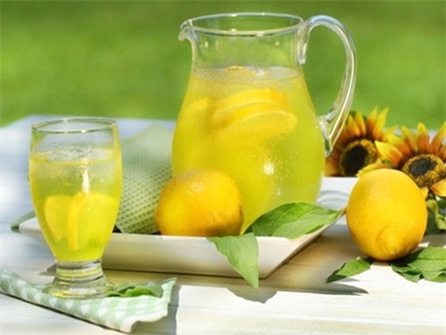 Mách bạn cách giảm mỡ bụng hiệu quả bằng trái chanh Mách bạn cách giảm mỡ bụng hiệu quả bằng trái chanh
