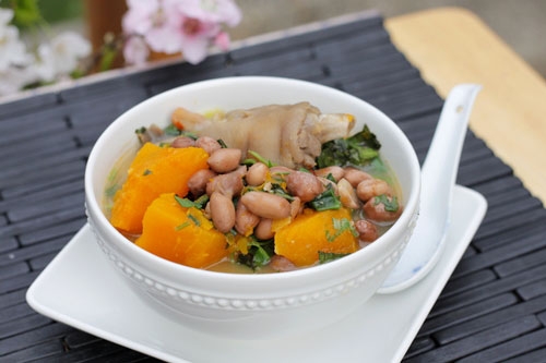 Nâng ngực tự nhiên Nâng ngực tự nhiên