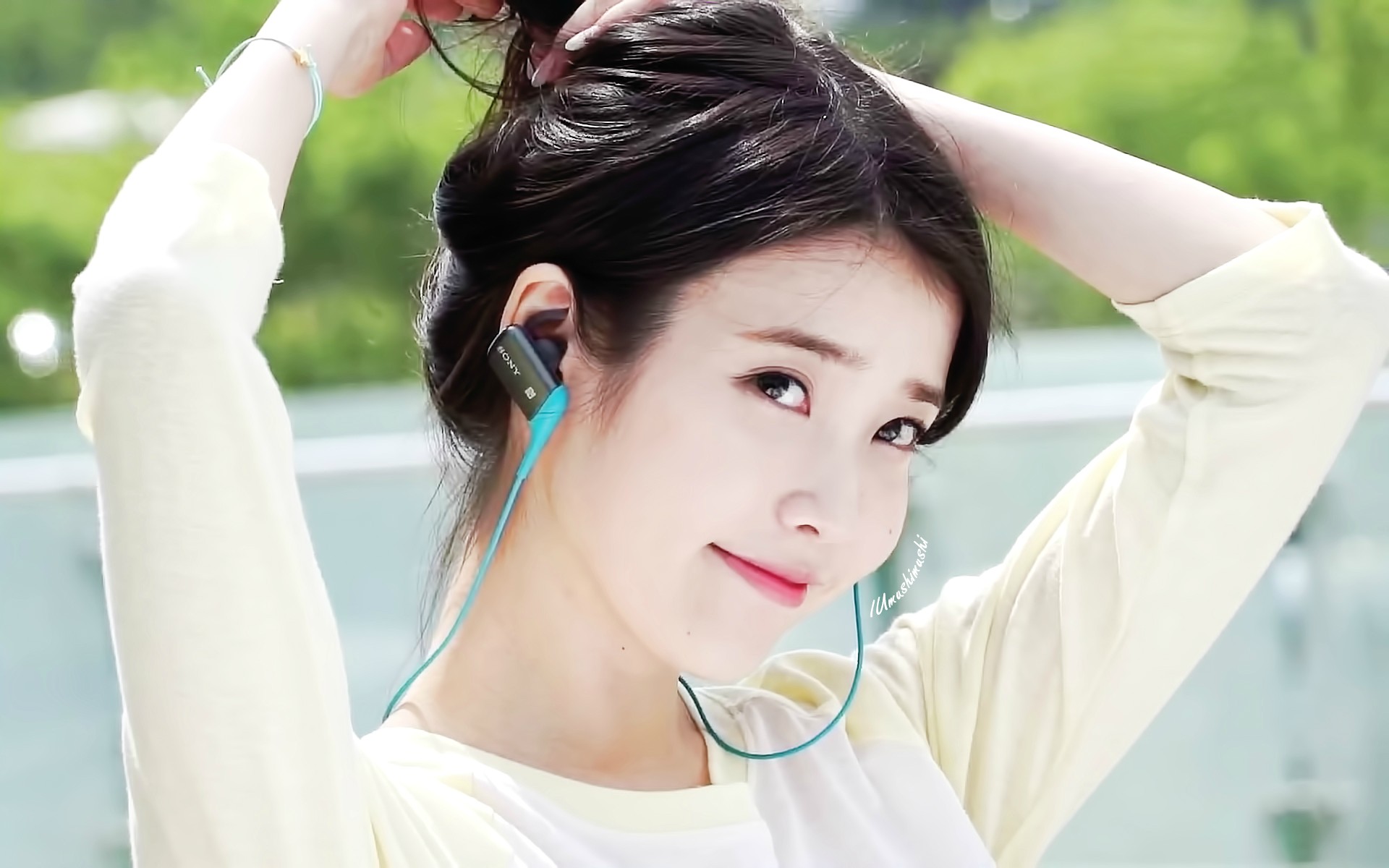 IU gọt mặt