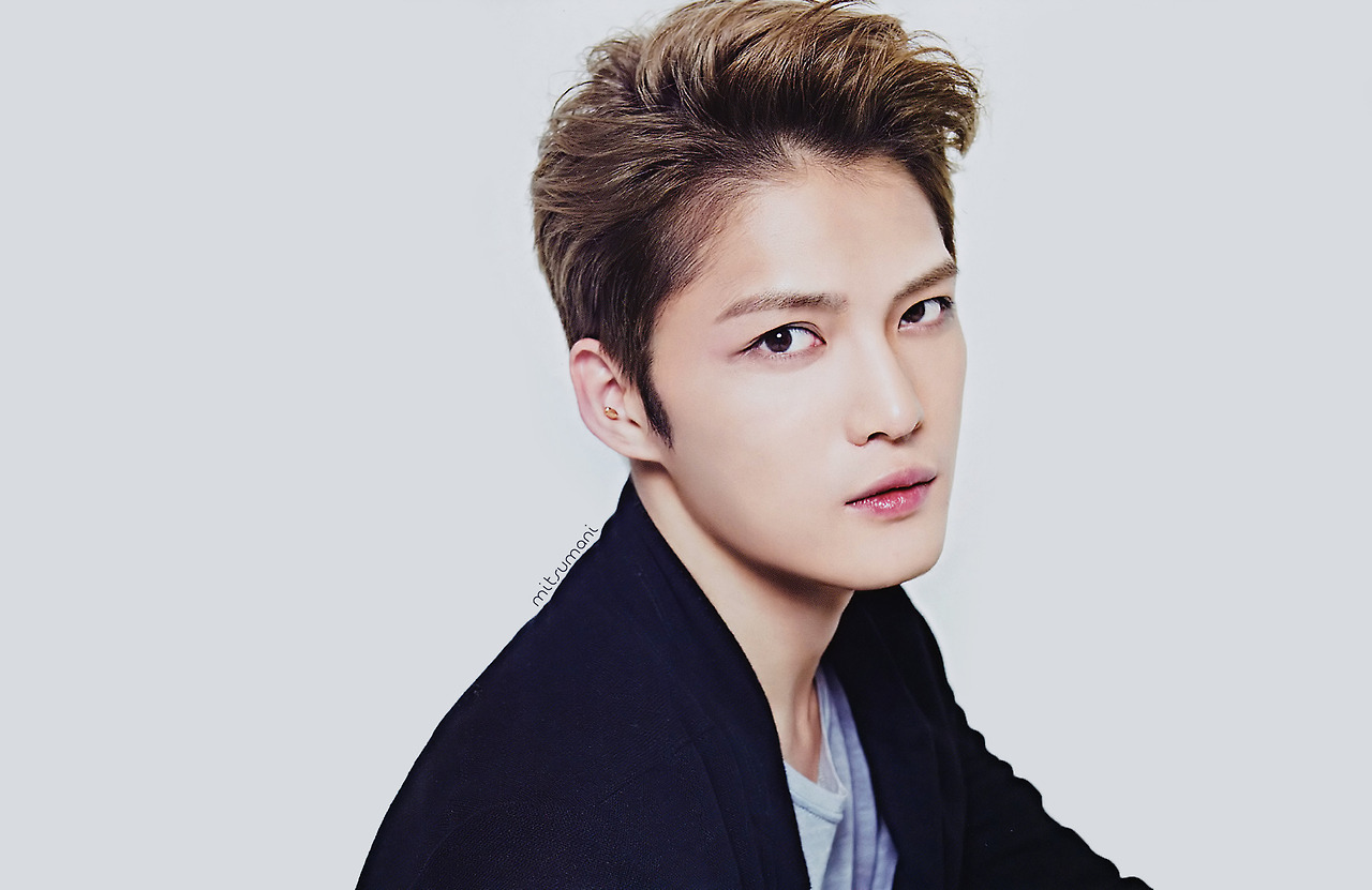 JaeJoong cắt mí