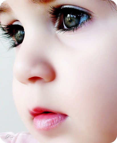 Bấm mi cho trẻ sơ sinh Bấm mi cho trẻ sơ sinh