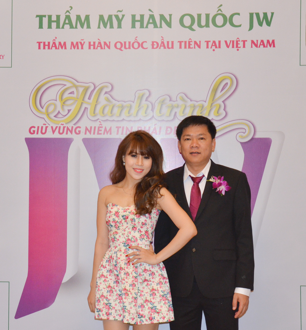 con-duong-vuon-toi-thanh-cong-cua-hotgirl-thu-thach-cung-buoc-nhay