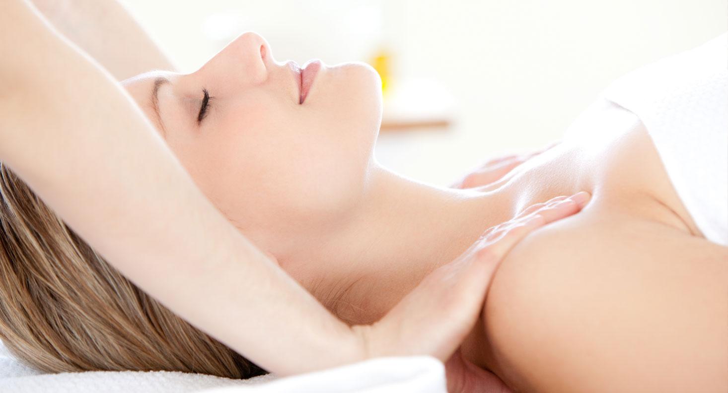 Massage sau phẫu thuật nâng ngực