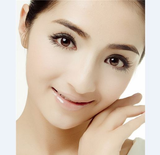 Thẩm mỹ mắt không đều