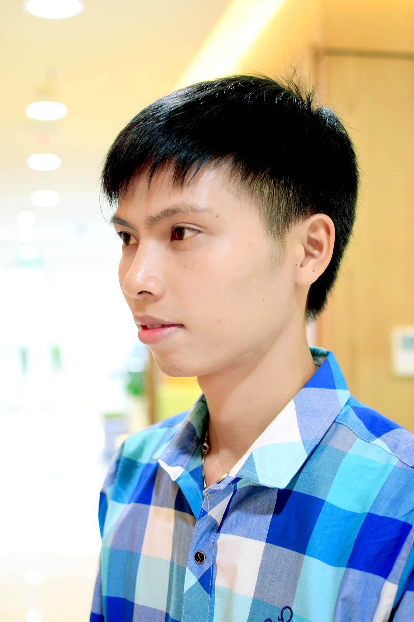 chang-trai-bong-choc-tre-hoa-sau-phau-thuat-ham-ho-3