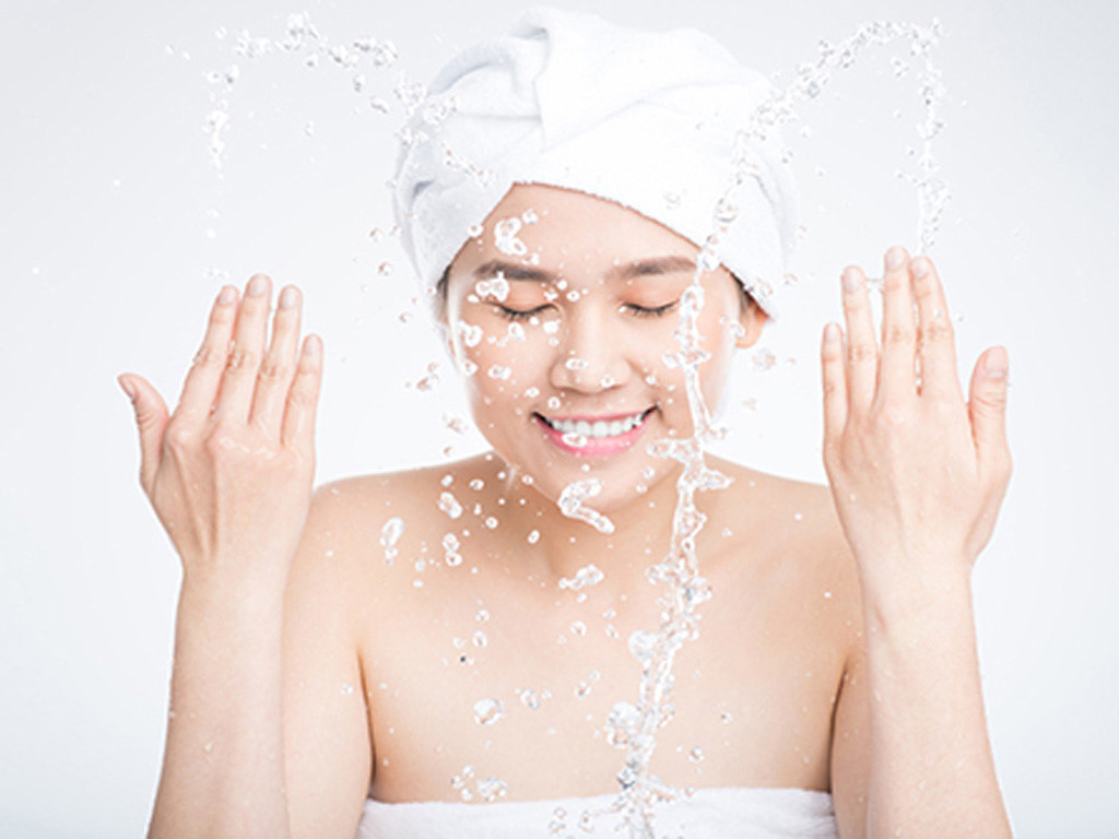 Bật mí cách chăm sóc da mùa hè cho chị em