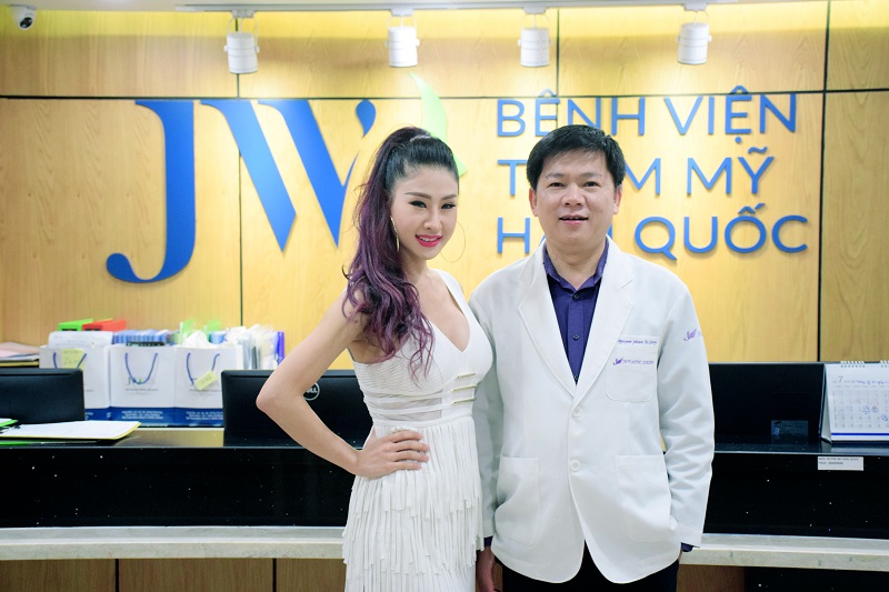 chien-binh-dj-oxy-my-nhan-hanh-dong-thu-nhan-tung-sua-mui-voi-bac-si-tu-dung-7