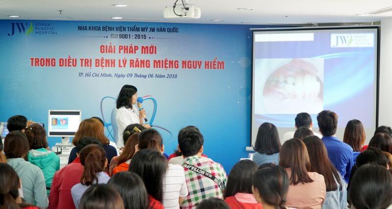 Đông đảo khách hàng đến tham dự hội thảo Nha khoa tại JW