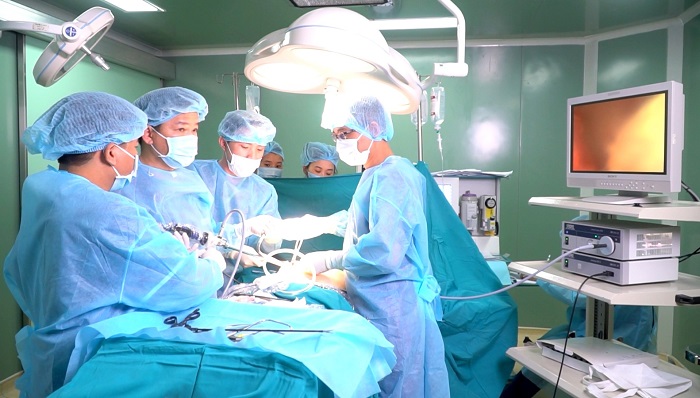 kỹ thuật nâng ngực nội soi mới nhất_2