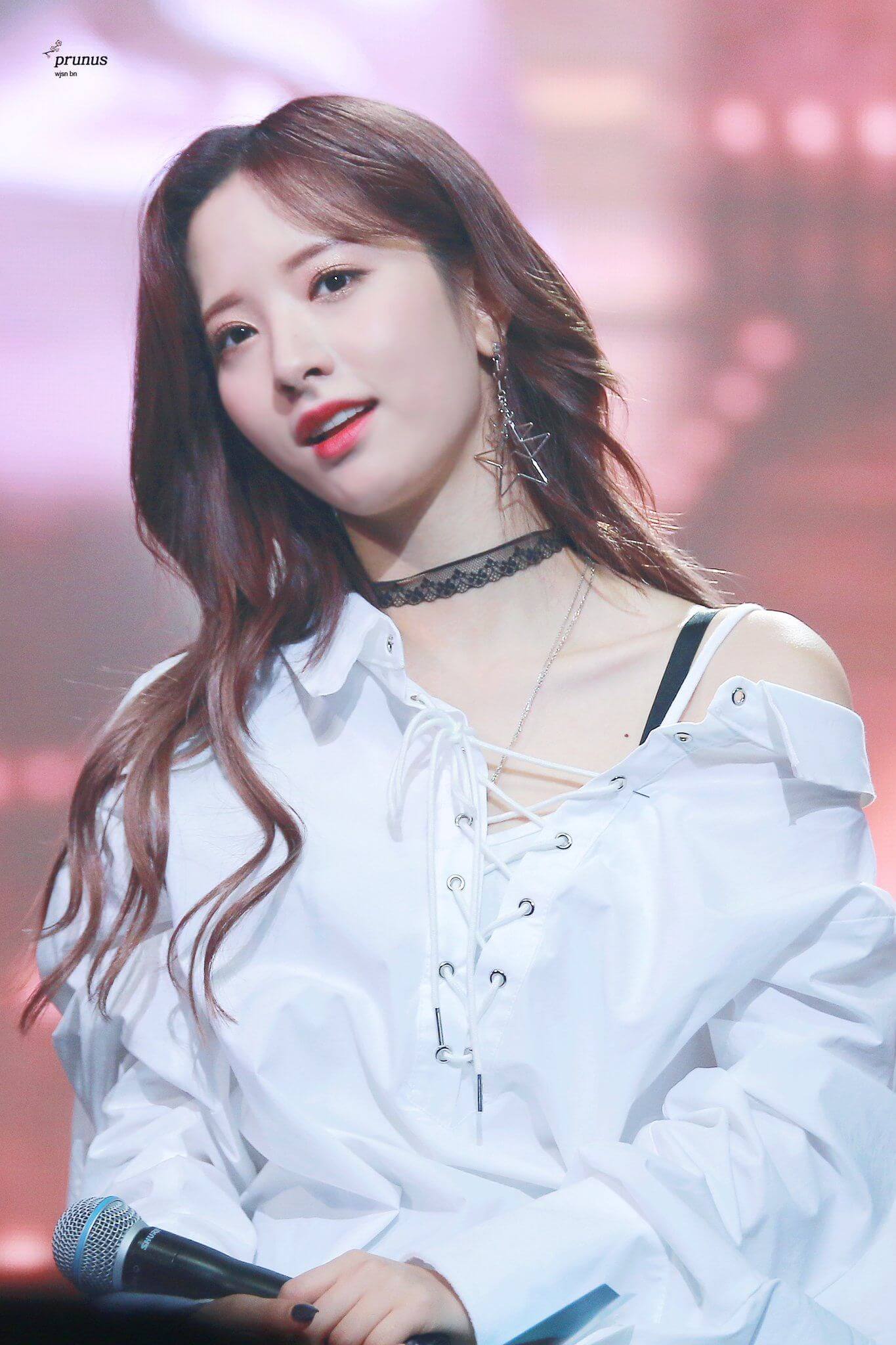 Bona (Cosmic Girls)