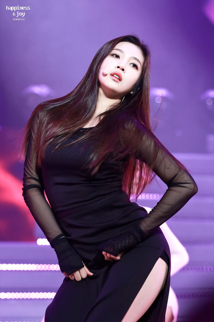 Những idol ngực khủng của Kpop