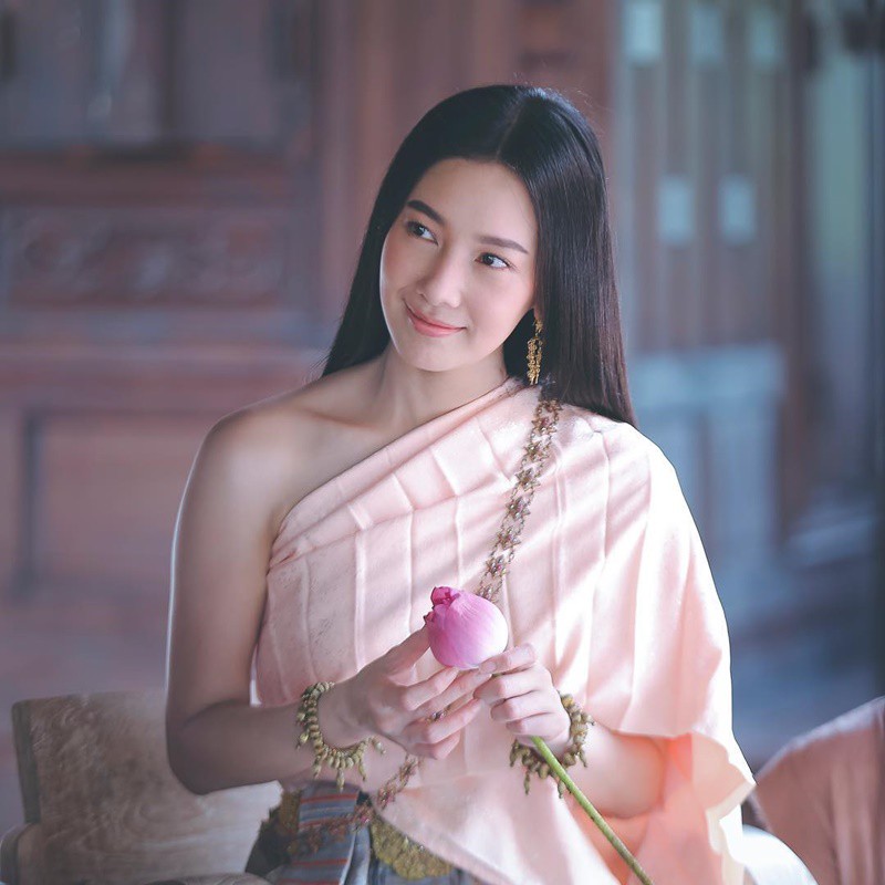 Vòng 1 đẹp nhật Thái Lan - Nune Woeanuch