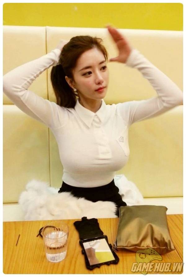 Yuki Han – Nữ MC hotgirl ngực khủng nhất Hàn Quốc Nguồn bài viết: http://gamehub.vn/hub/yuki-han-nu-mc-hotgirl-nguc-khung-nhat-han-quoc.113873/ Cổng thông tin chuyên biệt đánh giá Game Mobile | Gamehub