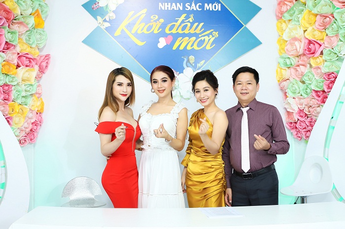 Lâm Khánh Chi "suýt xoa" trước body gợi cảm của Mỹ nhân chuyển giới Thoại Vy_5