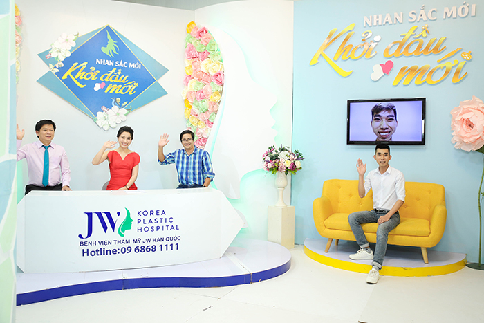 nam sinh 9X sau phẫu thuật hàm hô