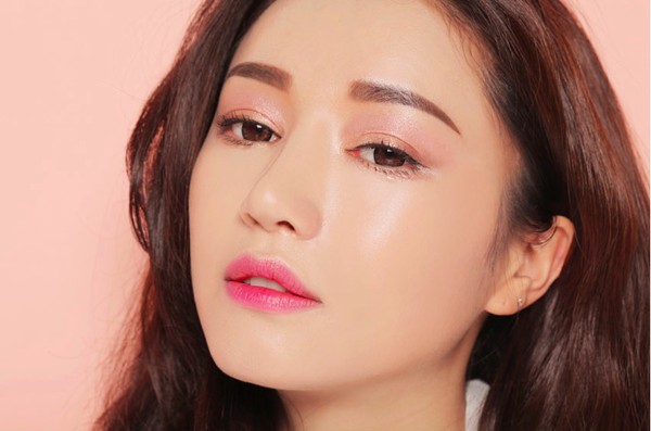 treo chân mày sụp mí mắt