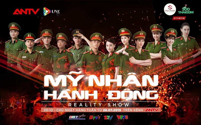 chien-binh-dj-oxy-my-nhan-hanh-dong-thu-nhan-tung-sua-mui-voi-bac-si-tu-dung-1