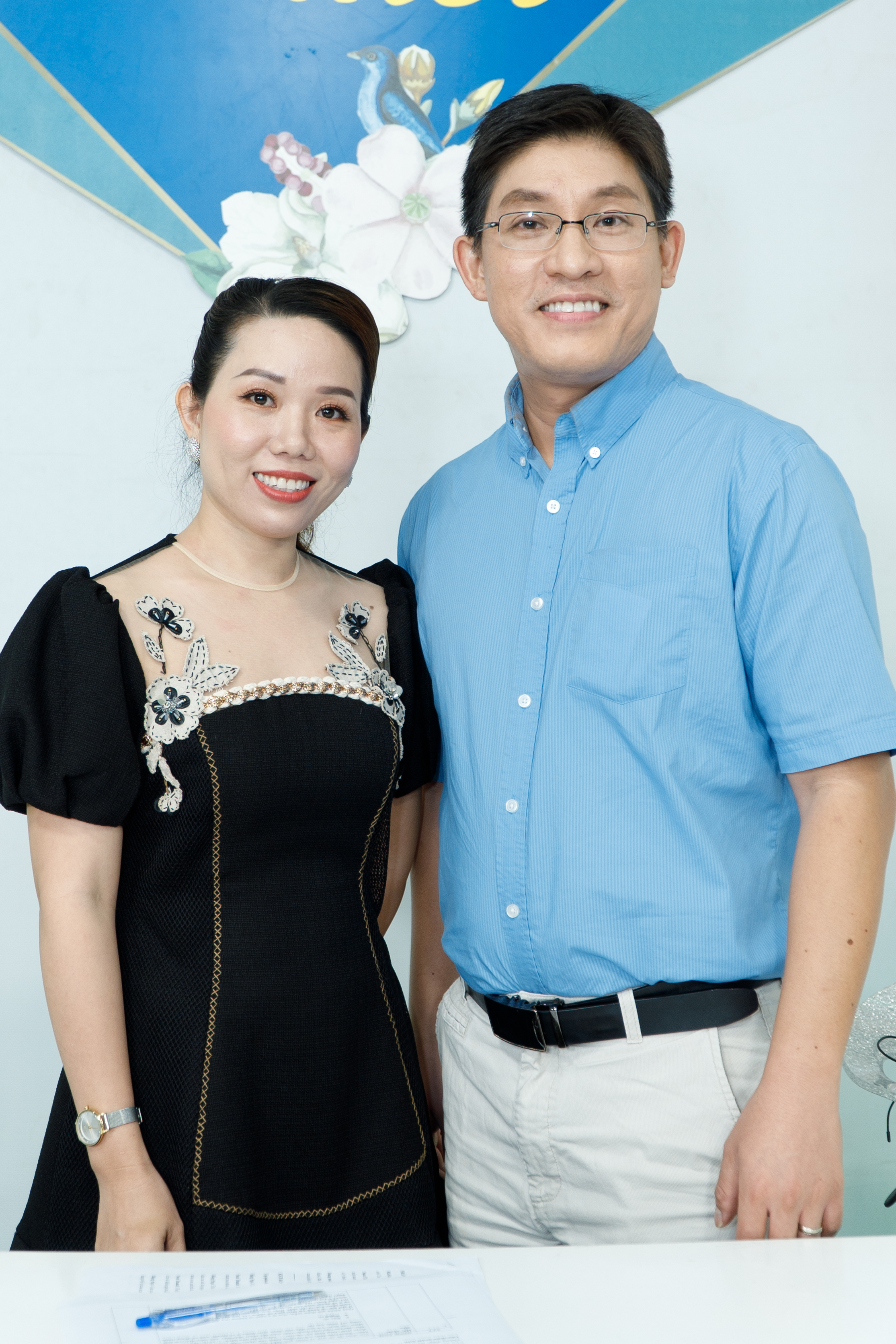 vuot-ngan-cay-so-thay-giao-viet-kieu-my-u40-ve-viet-nam-tut-nhan-sac-9