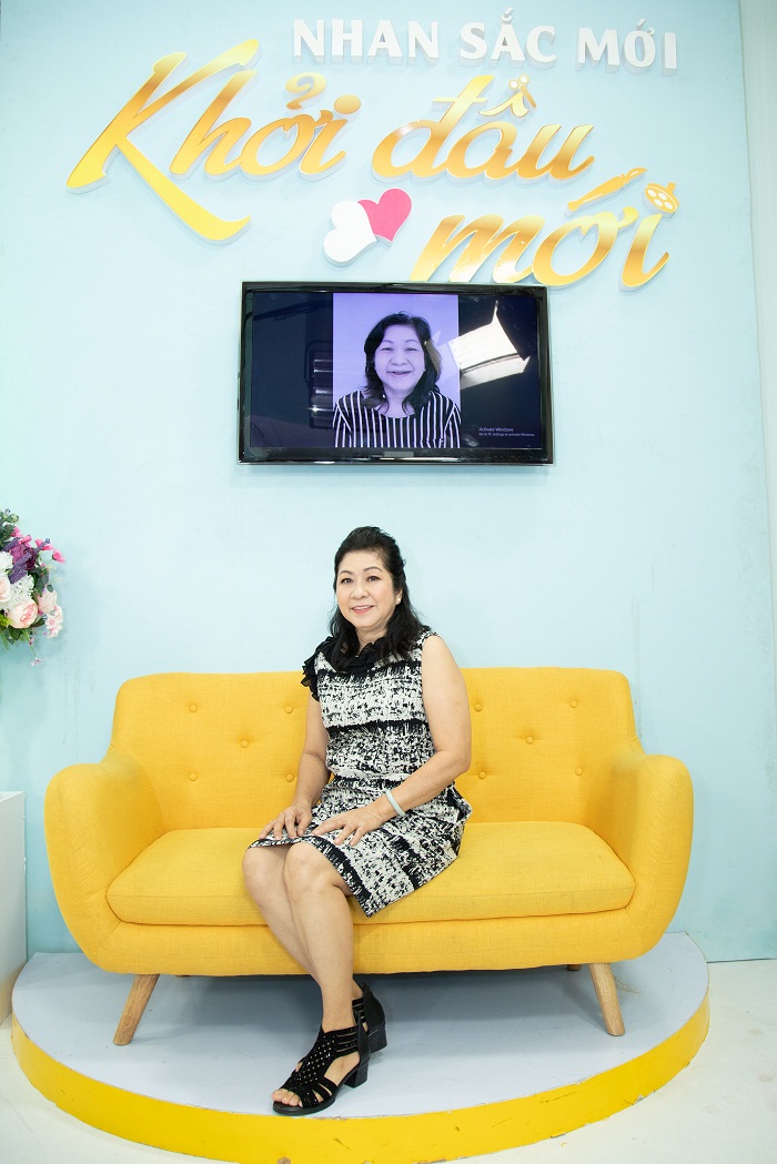 https://thammyhanquoc.vn/ca-si-dong-quan-vo-oa-truoc-nu-cuoi-tuoi-tre-cua-nguoi-phu-nu-u50-6