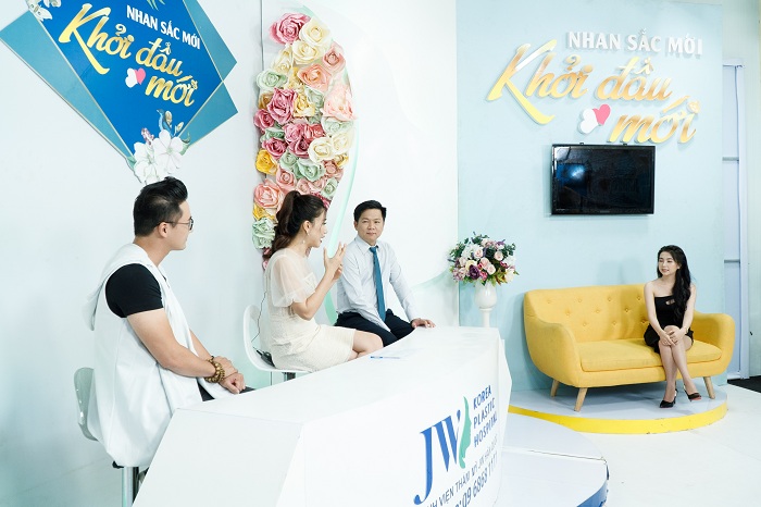 Diễn viên Hà Trí Quang “phát cuồng” với nhan sắc của “Người đẹp Tây Đô” sau nâng mũi - 3