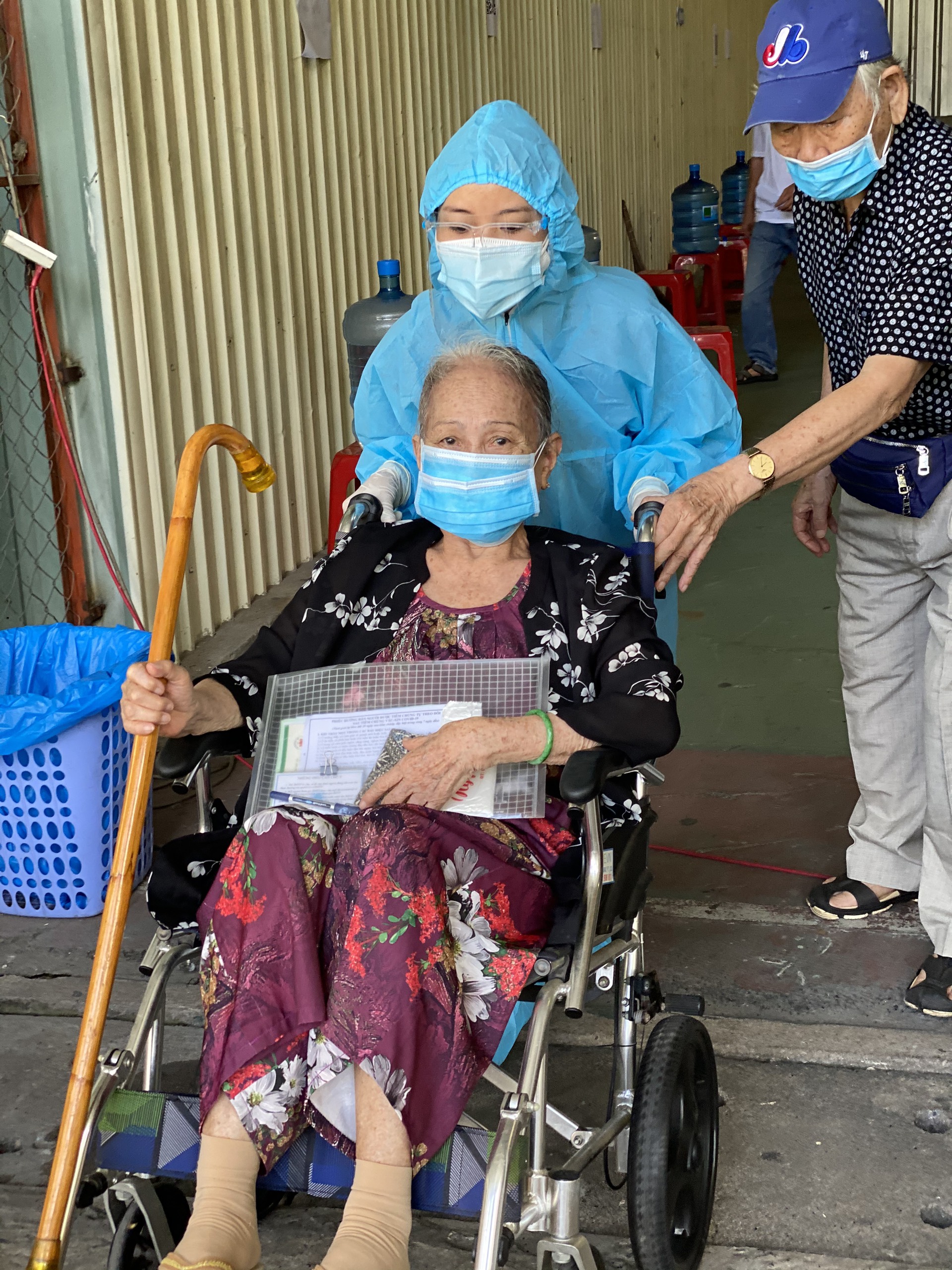 tiêm vaccine