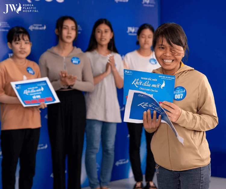 Nhan sắc mới - Khởi đầu mới 2023