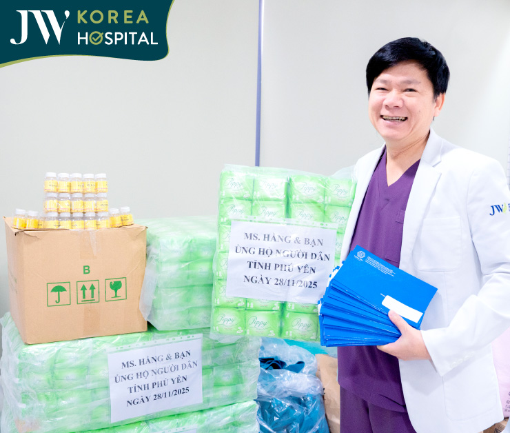 Bác sĩ Tú Dung và bệnh viện JW tổ chức đợt quyên góp thứ 3 cho bà con Phú Yên khắc phục sau lũ